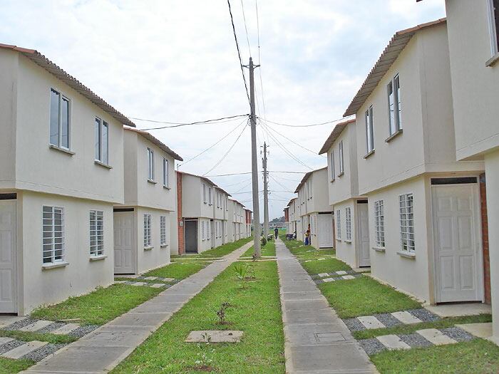 Se destinaron $17,7 billones para financiar vivienda de estratos medios y altos (No VIS), mientras que $8,3 billones fueron para vivienda de Interés Social (VIS).