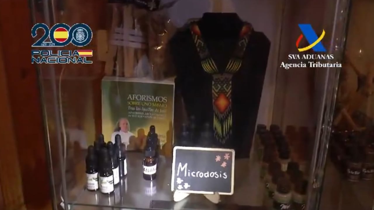 Las investigaciones comenzaron cuando los agentes descubrieron un entramado comercial que proporcionaba rituales neochamánicos