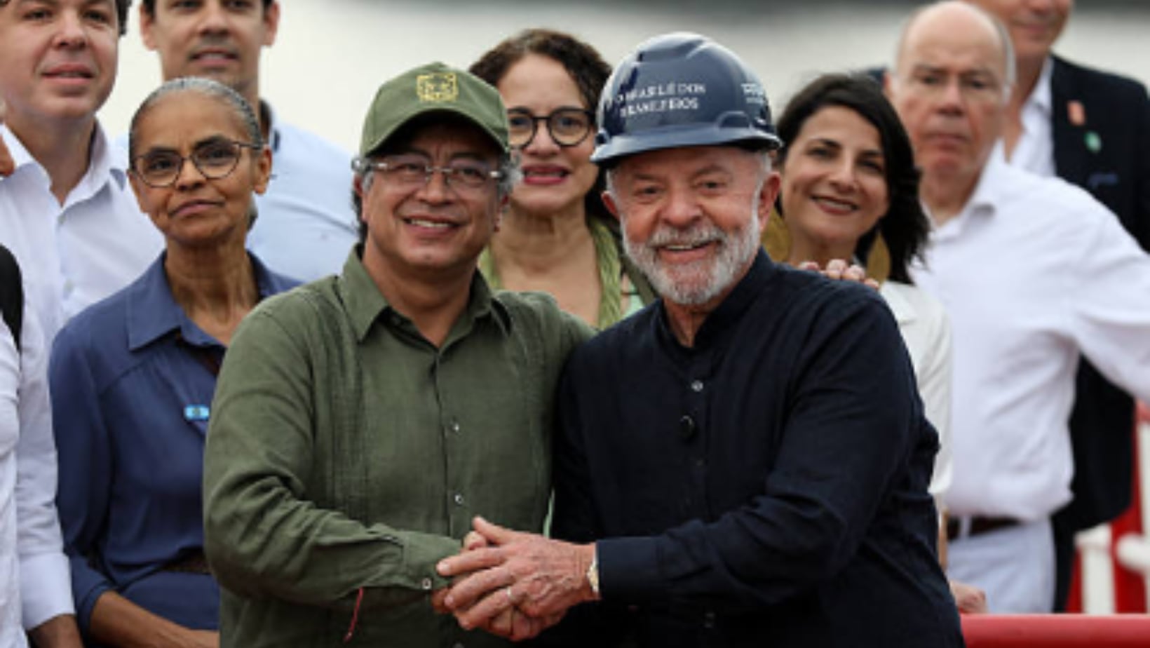 Encuentro de Lula Da Silva y Gustavo Petro durante el inicio de las obras de integración de las Infovías del programa Norte Conectado, en Manaos, estado de Amazonas.