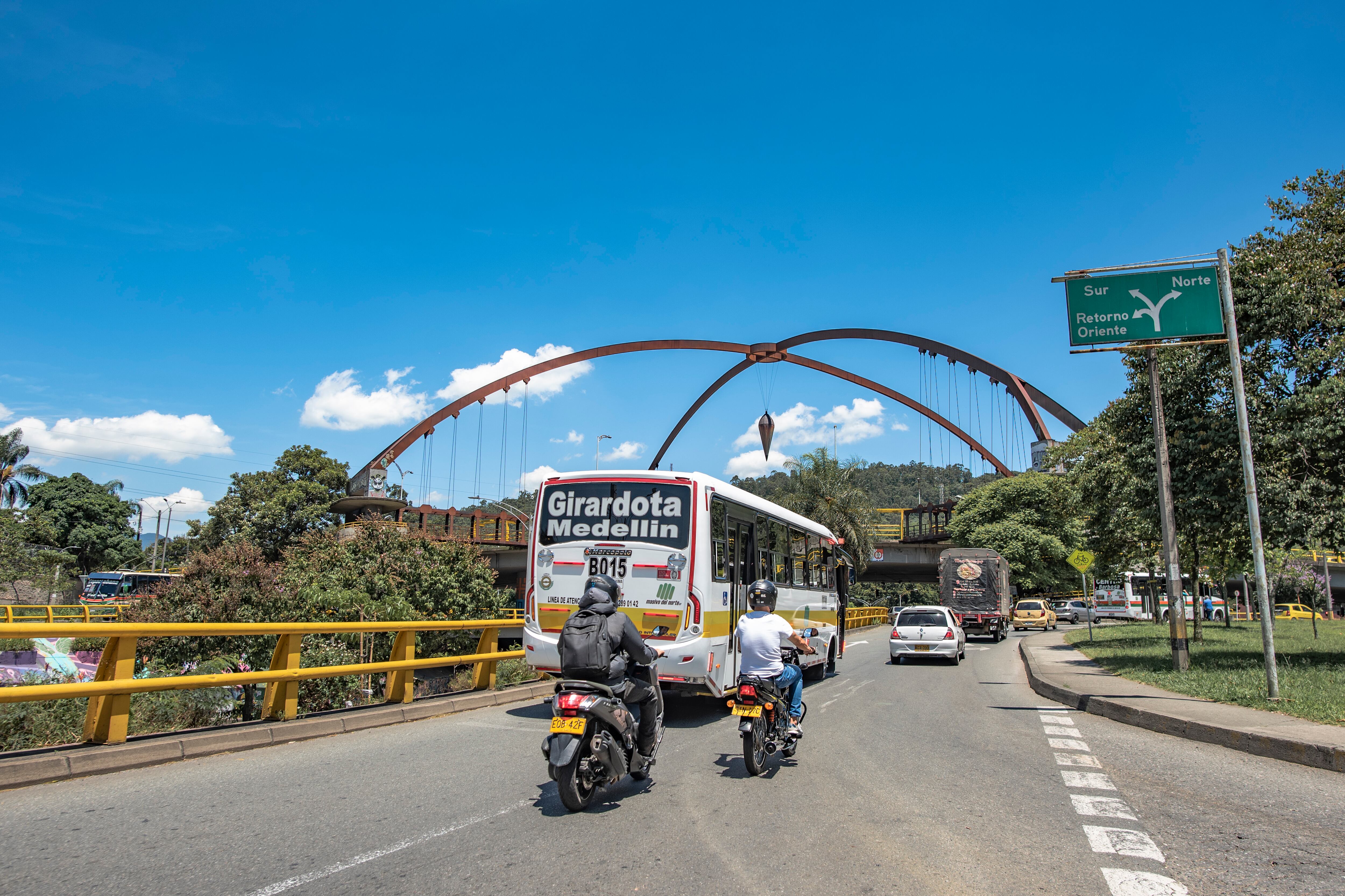 PUENTE PUNTO CERO - MEDELLÍN