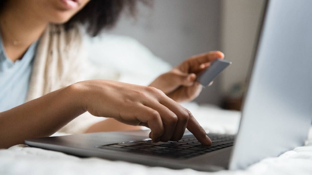 El uso de IA para crear contraseñas despierta alertas por su alto nivel de vulnerabilidad.