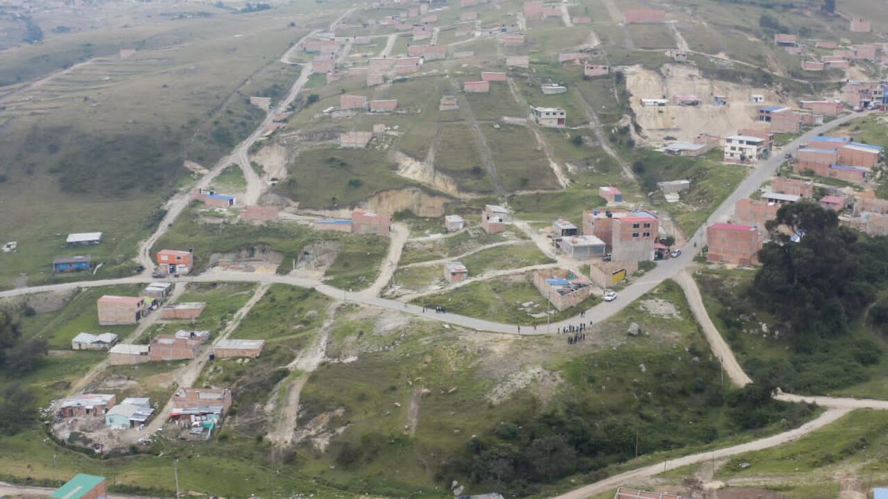 Autoridades alertan por venta de lotes ilegales en Ciudad Bolívar.
