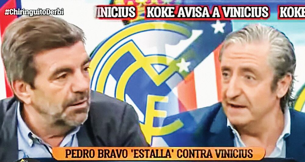 Una expresión del agente Pedro Bravo (izq.) tiene en el ojo del huracán a Josep Pedrerol (der.), director de El chiringuito. Vini Jr. escuchó cantos racistas en el derbi ante el Atlético de Madrid. 