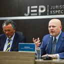 El fiscal de la Corte Penal Internacional, Karim Khan, en su visita a la JEP.