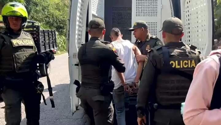 El agresor fue capturado sobre la vía principal a Pamplona.