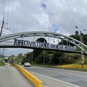 Insultos a Aldair Quintana, arquero de Atlético Nacional. Los hinchas instalaron pancartas y pasacalles en la sede deportiva del club verdolaga
