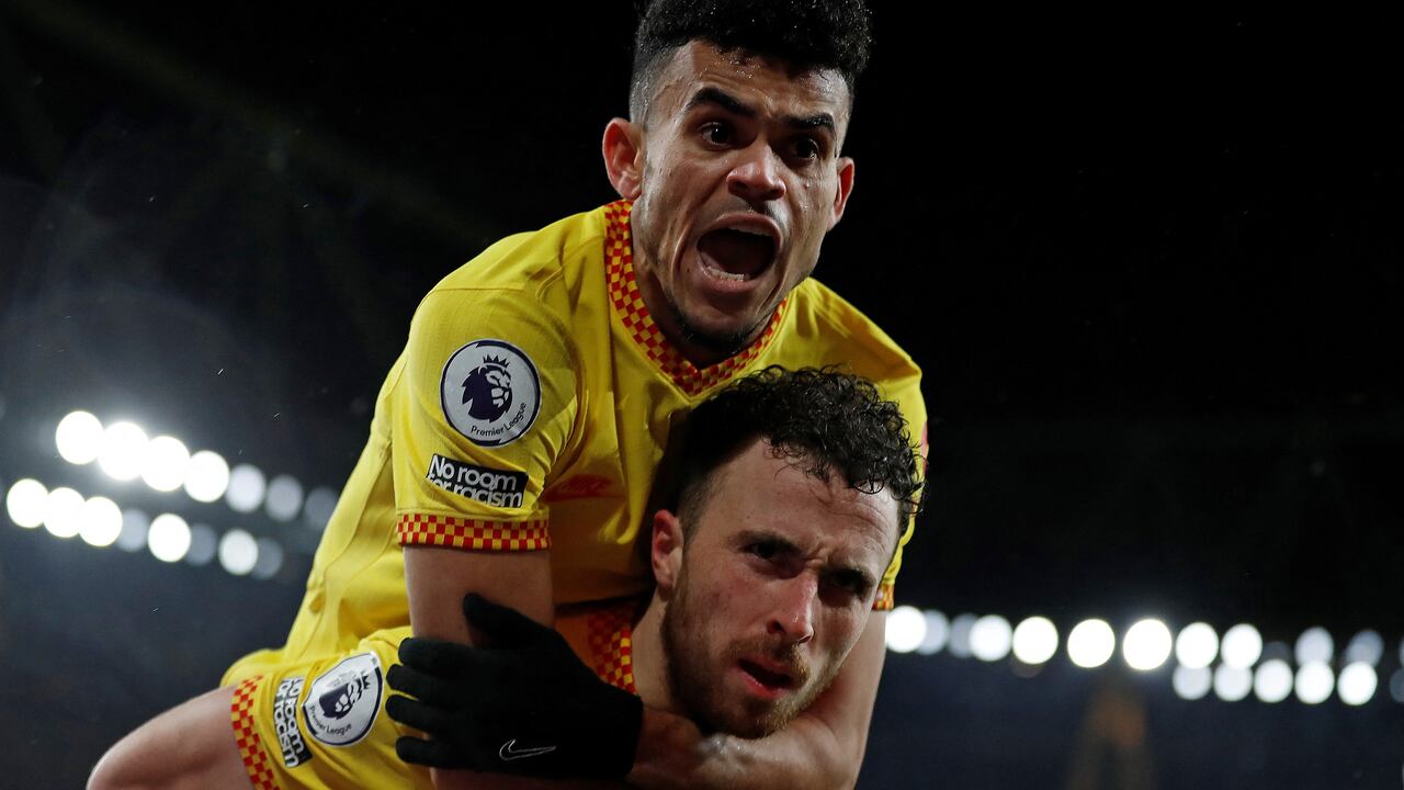 Liverpool sigue en la lucha por la Premier League