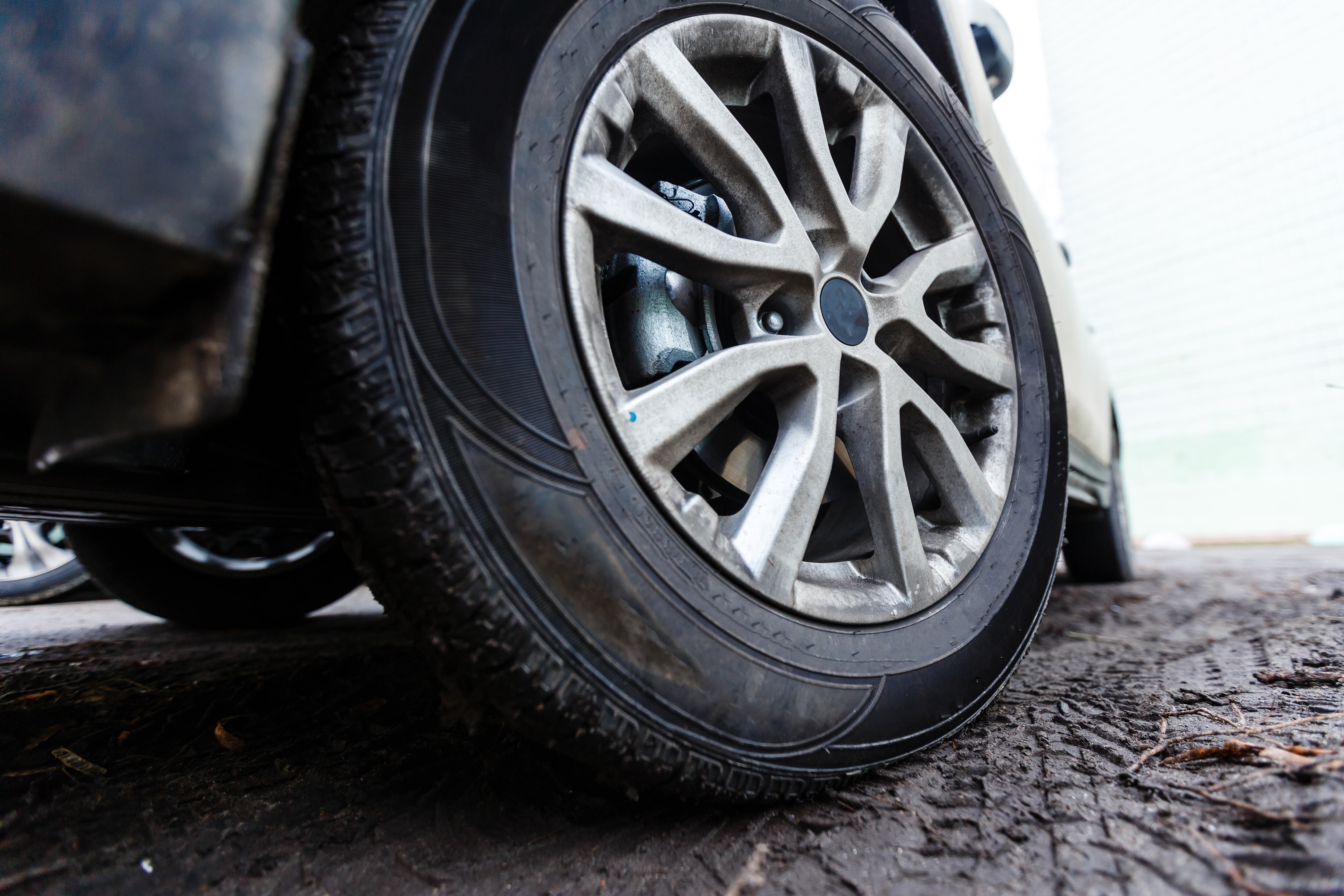 Se recomienda cambiar las llantas cada  60.000 kilómetros o cuando el labrado esté por debajo de 1.6 mm