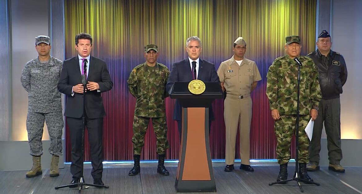 Iván Duque y cúpula militar
