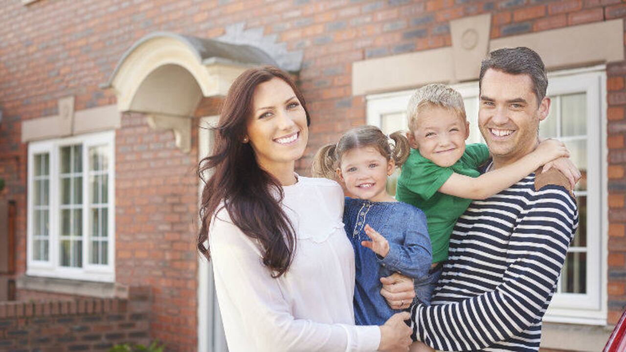 Sin las palabras ‘madre’ y ‘padre’, así proponen que sea el nuevo registro parental en Suecia