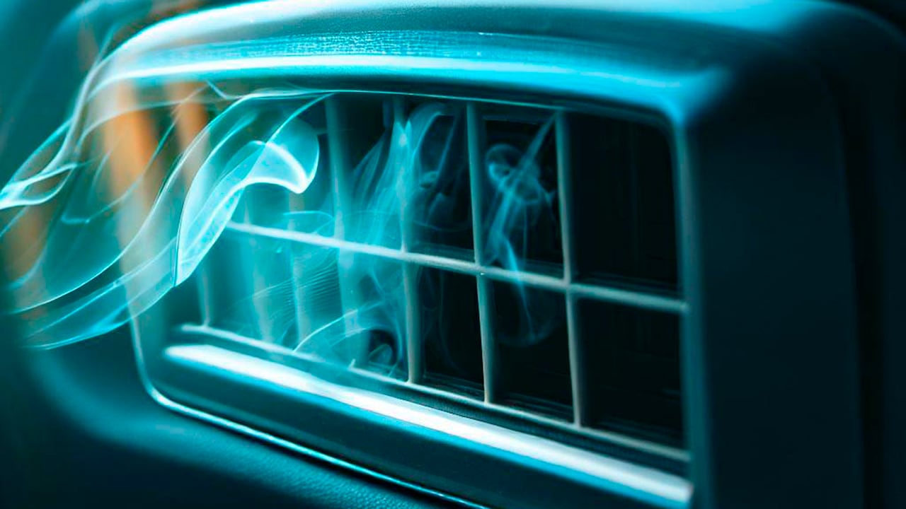 El sistema de recirculación de aire del carro puede expulsar elementos nocivos en el ambiente de un carro.