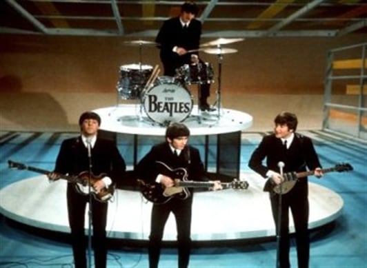 El manuscrito, que había sido valorado entre US$500.000 y US$700.000, fue durante algún tiempo propiedad de Mal Evans, agente encargado de las giras de los Beatles.