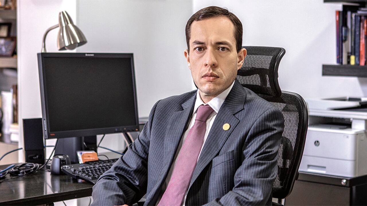 andrés barreto Superintendente de Industria y Comercio