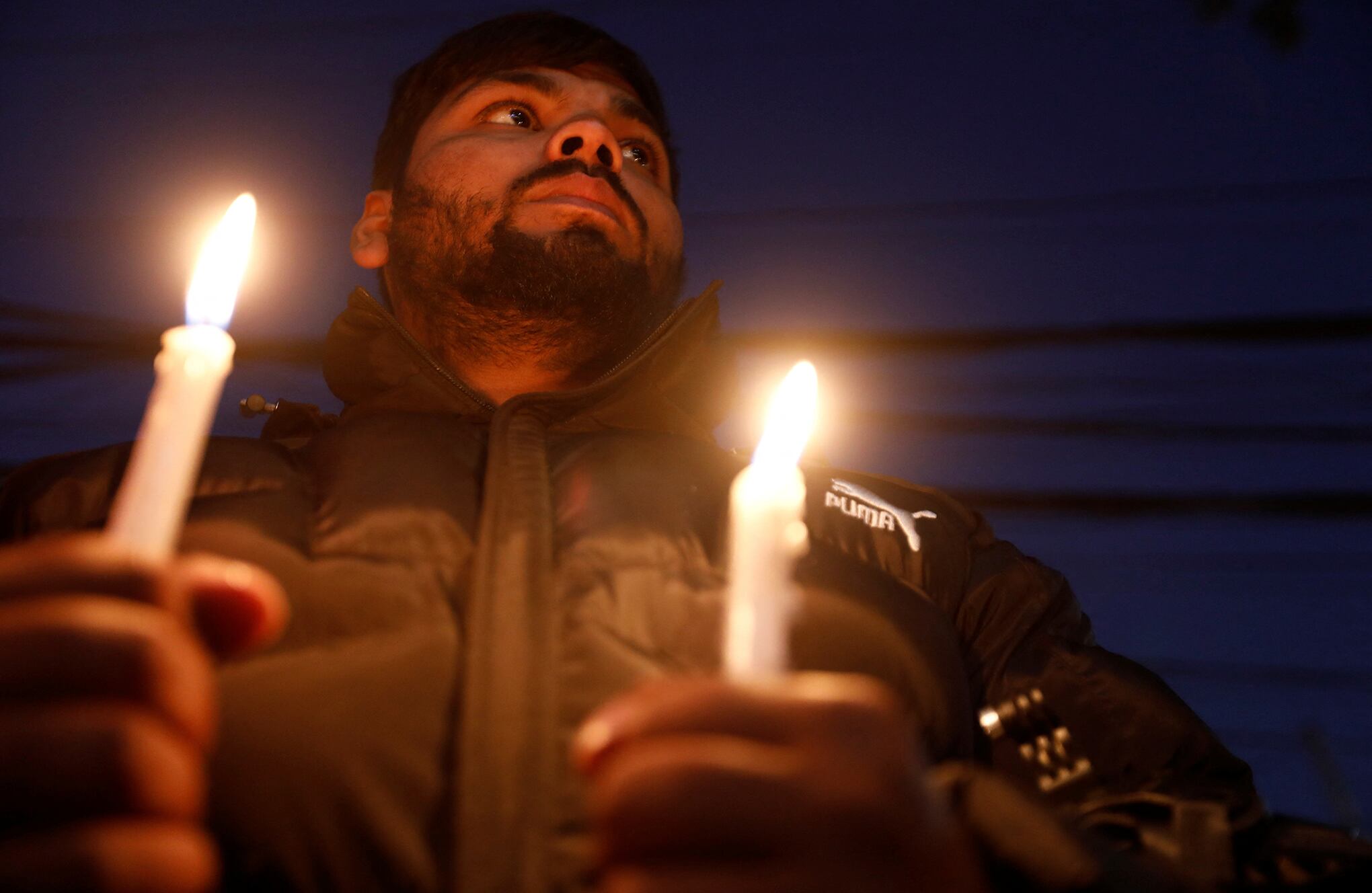 En imágenes : decenas de muertos en el peor accidente aéreo de Nepal en tres décadas
