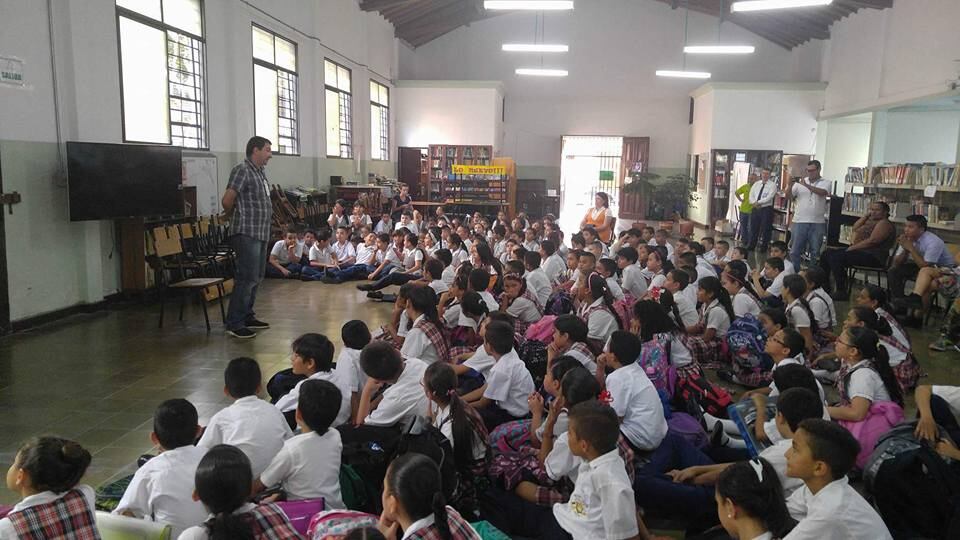 El Festival Entre Cuentos y Flores ofrecerá una programación cultural con más de 30 narradores.