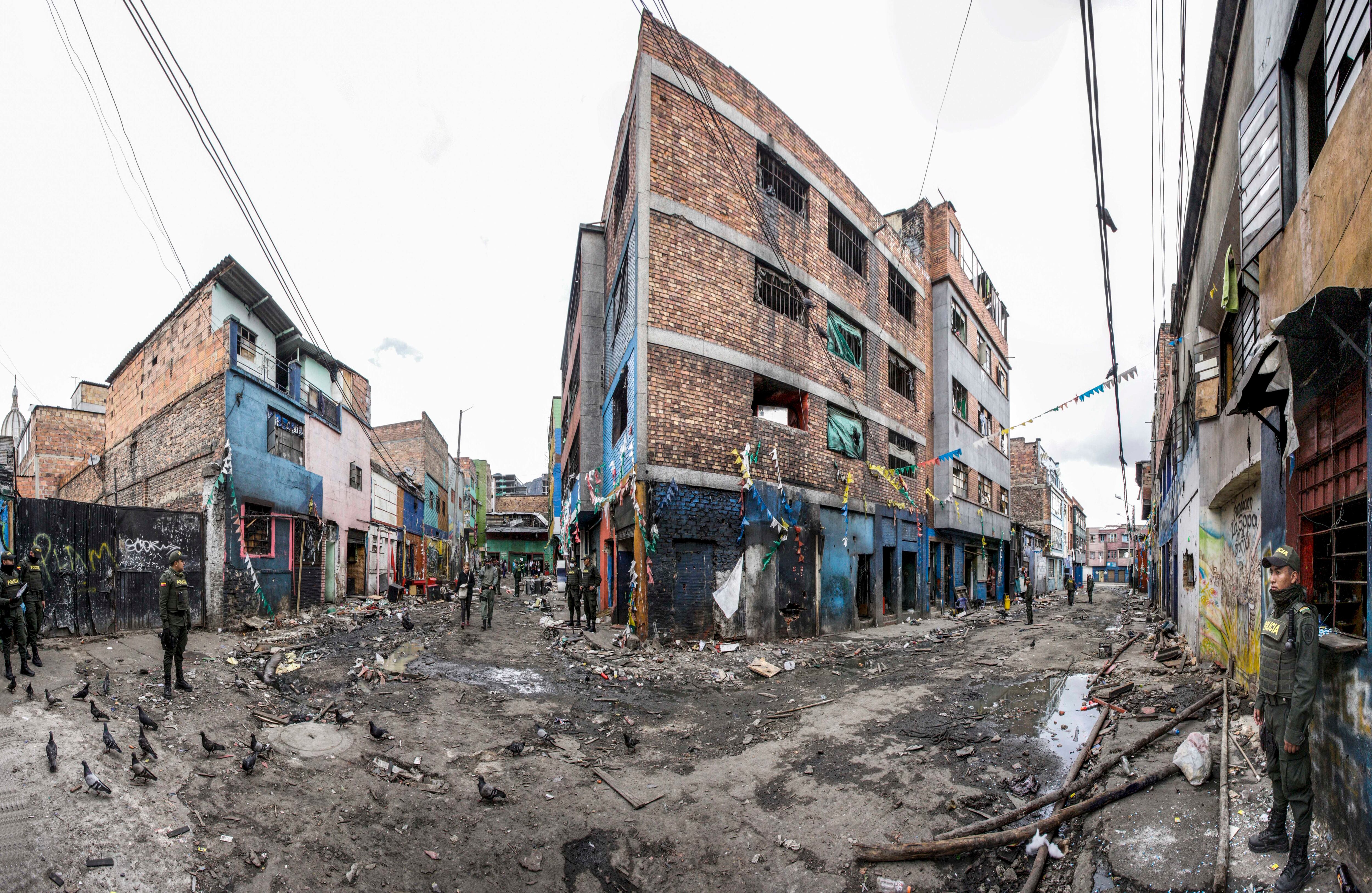 Esta es la 'L' del Bronx. Foto: Carlos Julio Martínez / SEMANA