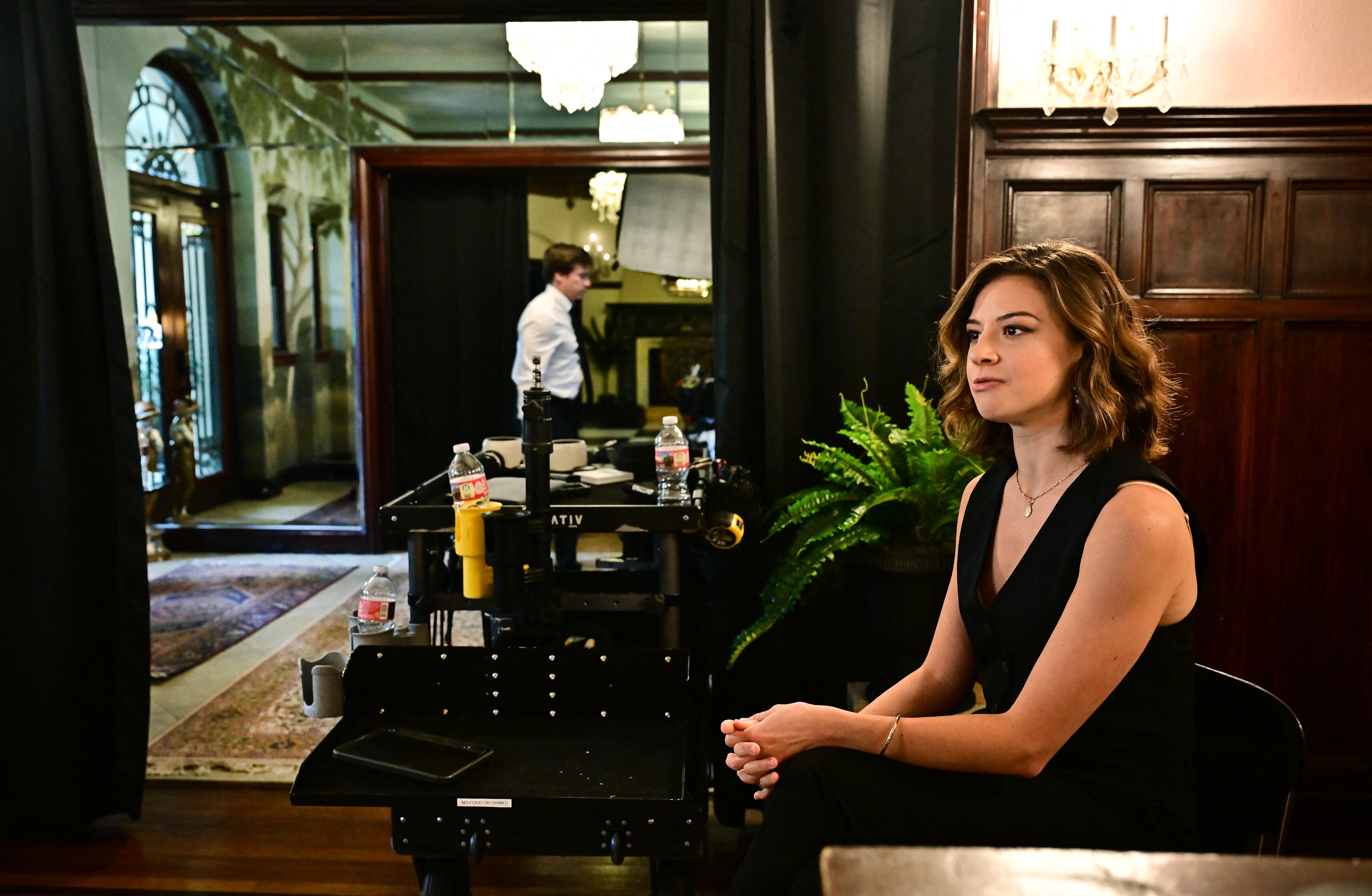 Las series verticales, rodadas en apenas cinco días, combinan controversia con oportunidades para actores como Shadrin.