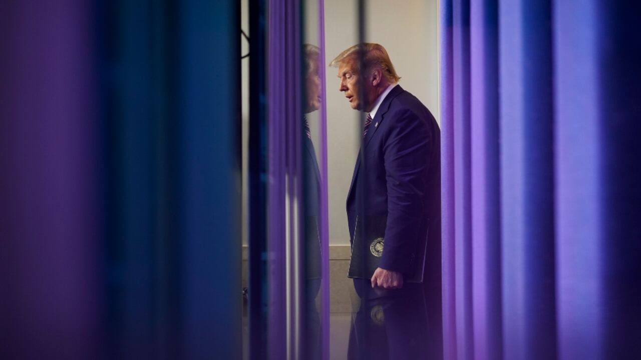 A pocas horas del debate presidencial, el presidente Donald Trump sigue dando de qué hablar por el pago de sus impuestos.