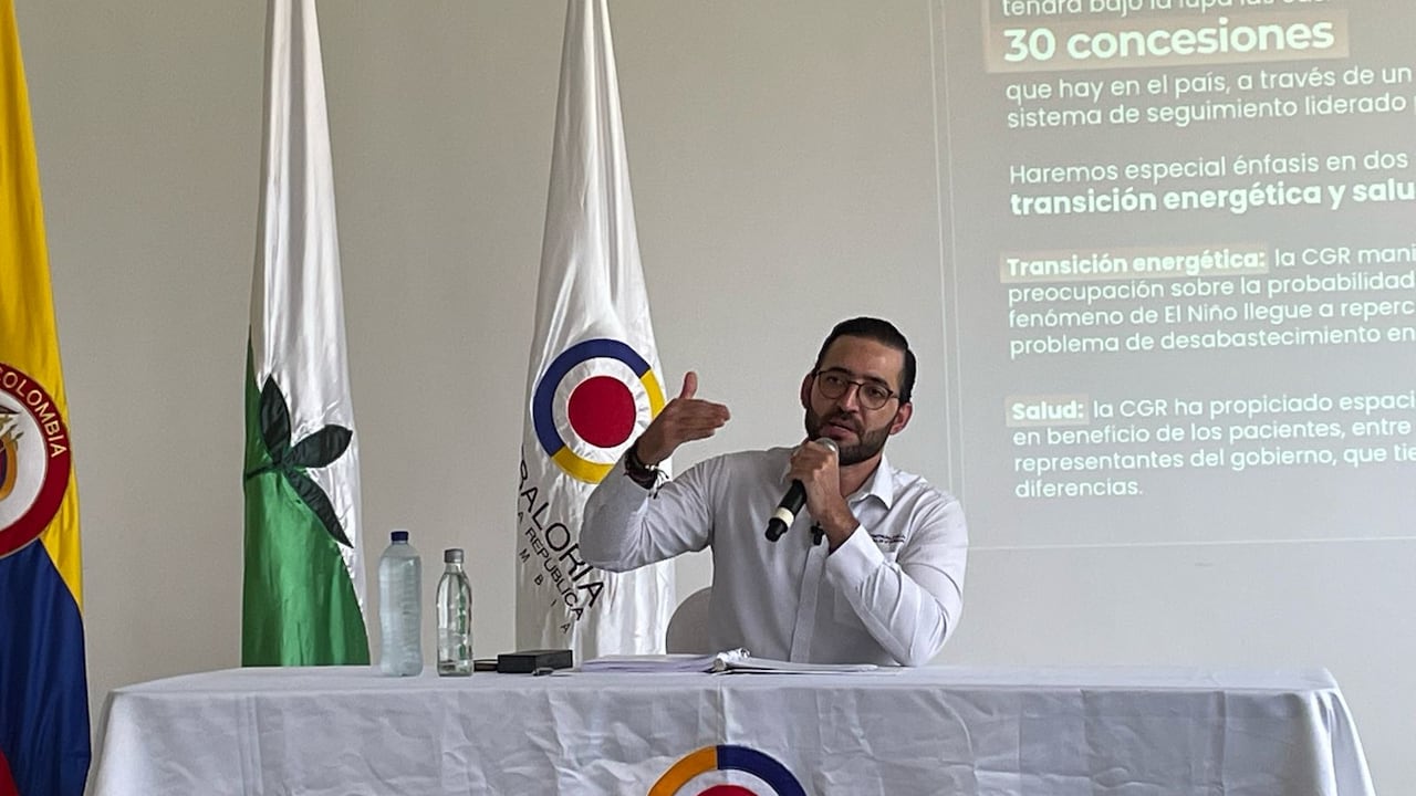 Contralor Carlos Mario Zuluaga.