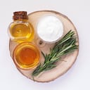 El yogur es uno de los mejores ingredientes naturales para contrarrestar los problemas que aparecen en la piel.