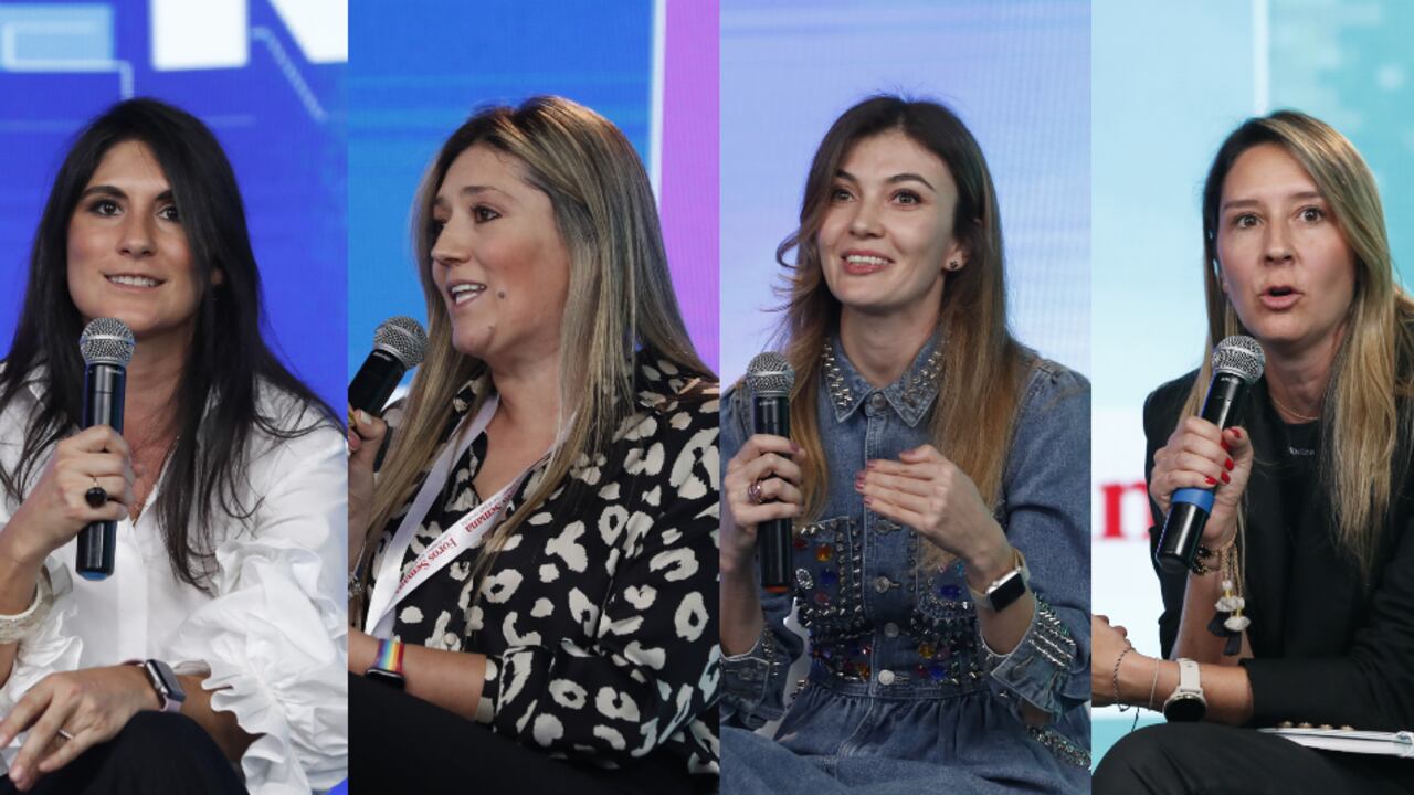 Natalia Arévalo, gerente general de TikTok for Business para Colombia, Perú y Ecuador; Katherine Duque, directora de retail de BBVA; Natalia Jiménez, CXO de Lulo X; y Susana Zapata, Cofundadora y directora de Caramelo Escaso.