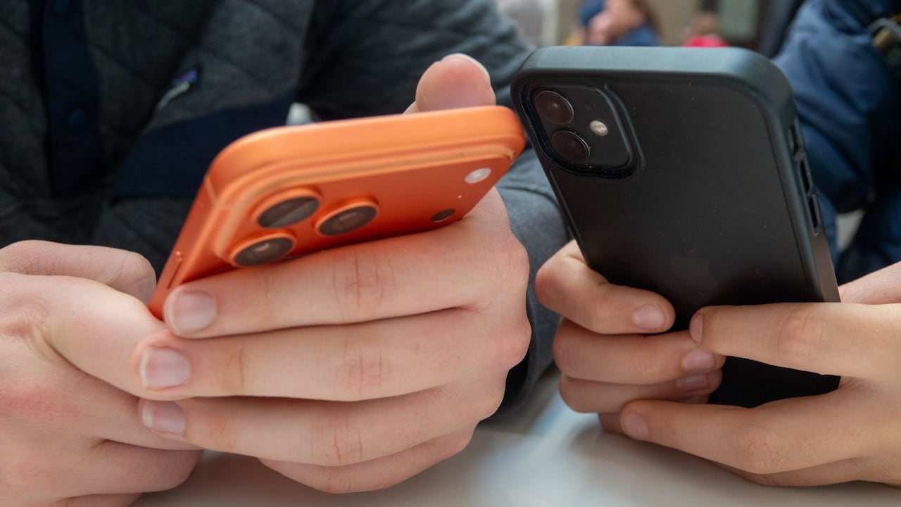 Aunque iOS 27 se espera para septiembre del próximo año, Apple continuará liberando actualizaciones intermedias de iOS 26.