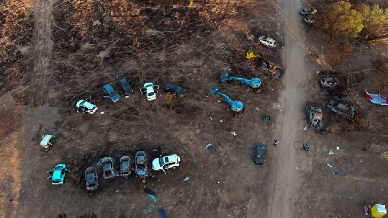 Secuelas del ataque al Festival Nova por parte de hombres armados de Hamás.