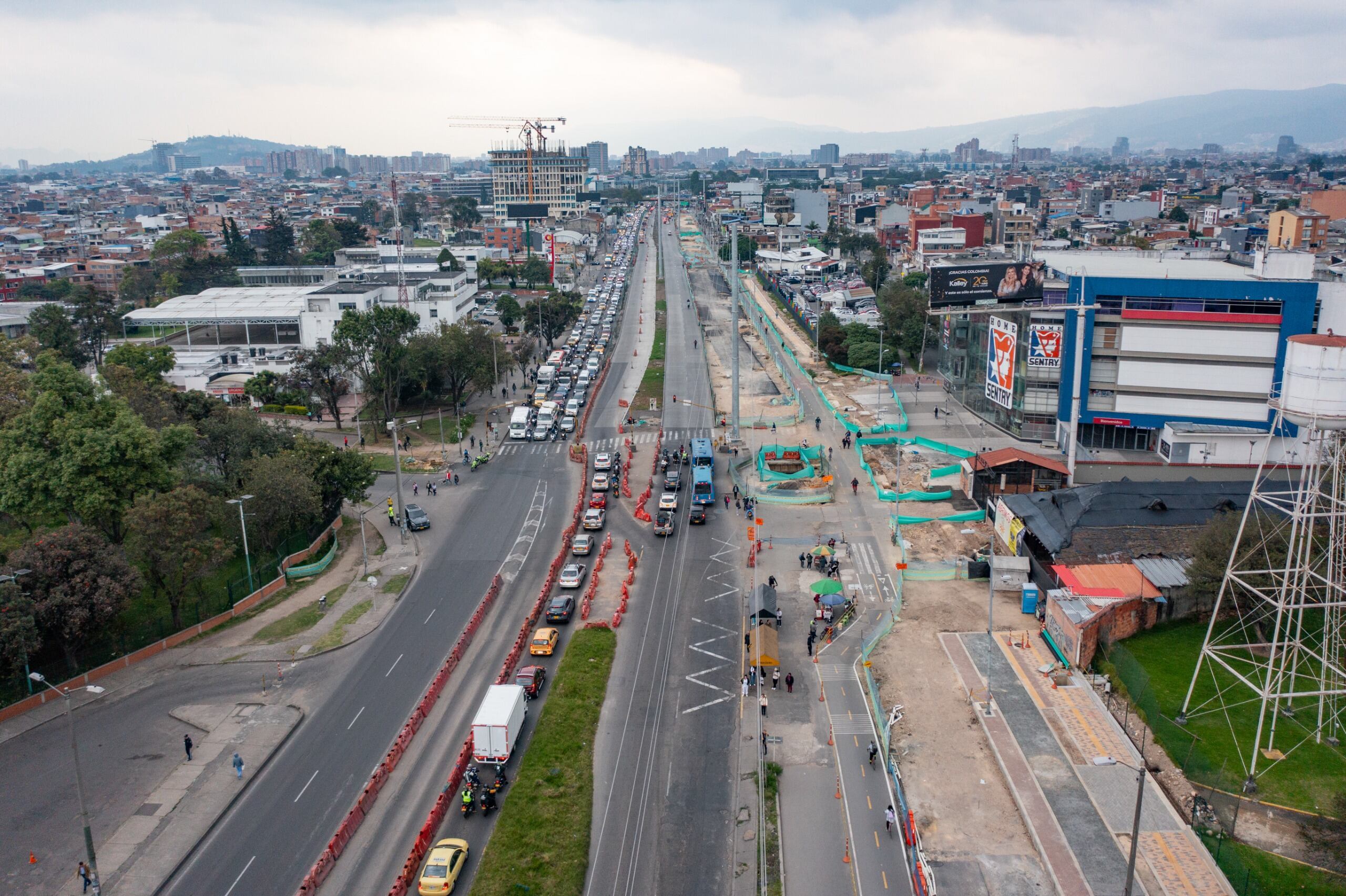 Obras de la troncal de la Avenida 68