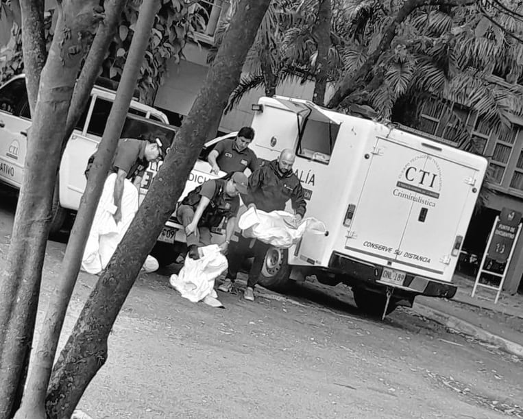 Agentes del CTI hicieron el levantamiento del cuerpo.