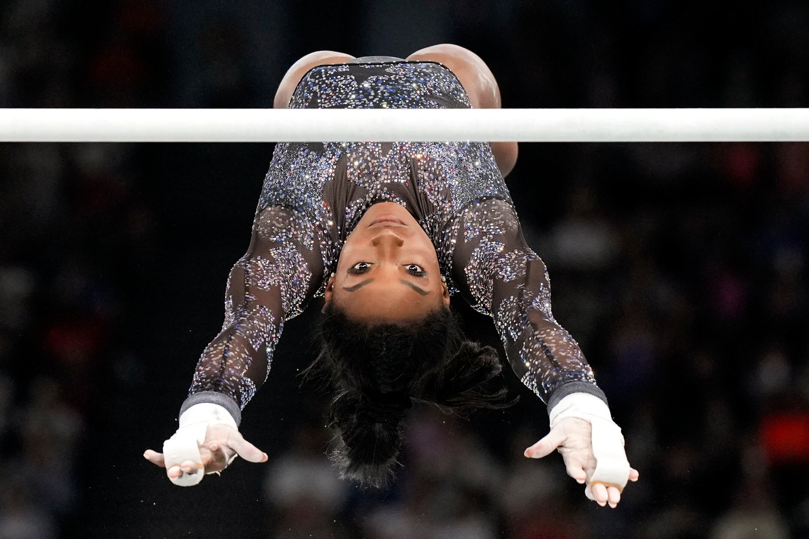 Simone Biles brilló en su debut en París 2024