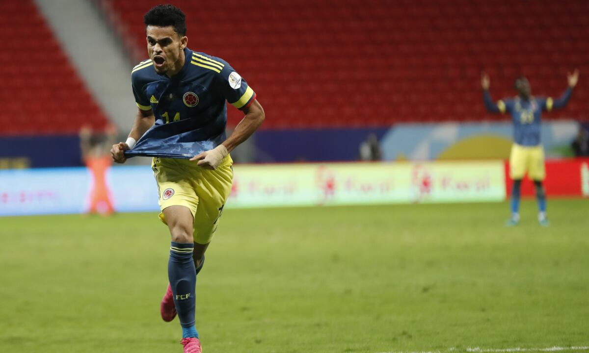 Luis Díaz celebrando en el partido del tercer lugar en la Copa América. Foto: AP/Andre Penner