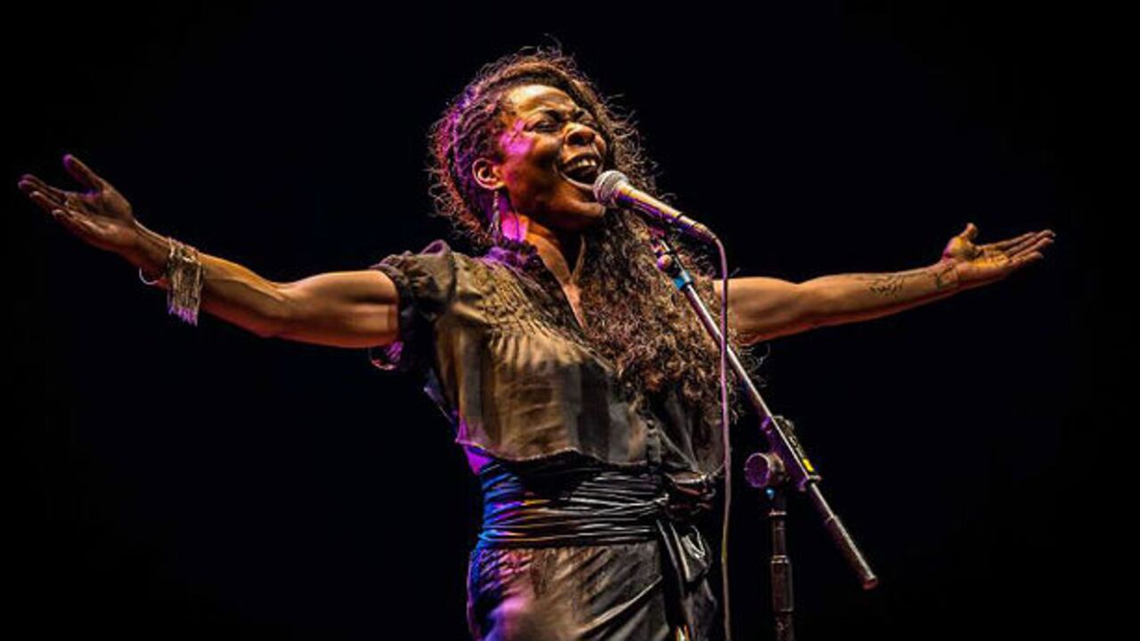 En junio salió a la venta 'La noche más larga', el sexto álbum de de la cantante mallorquina.