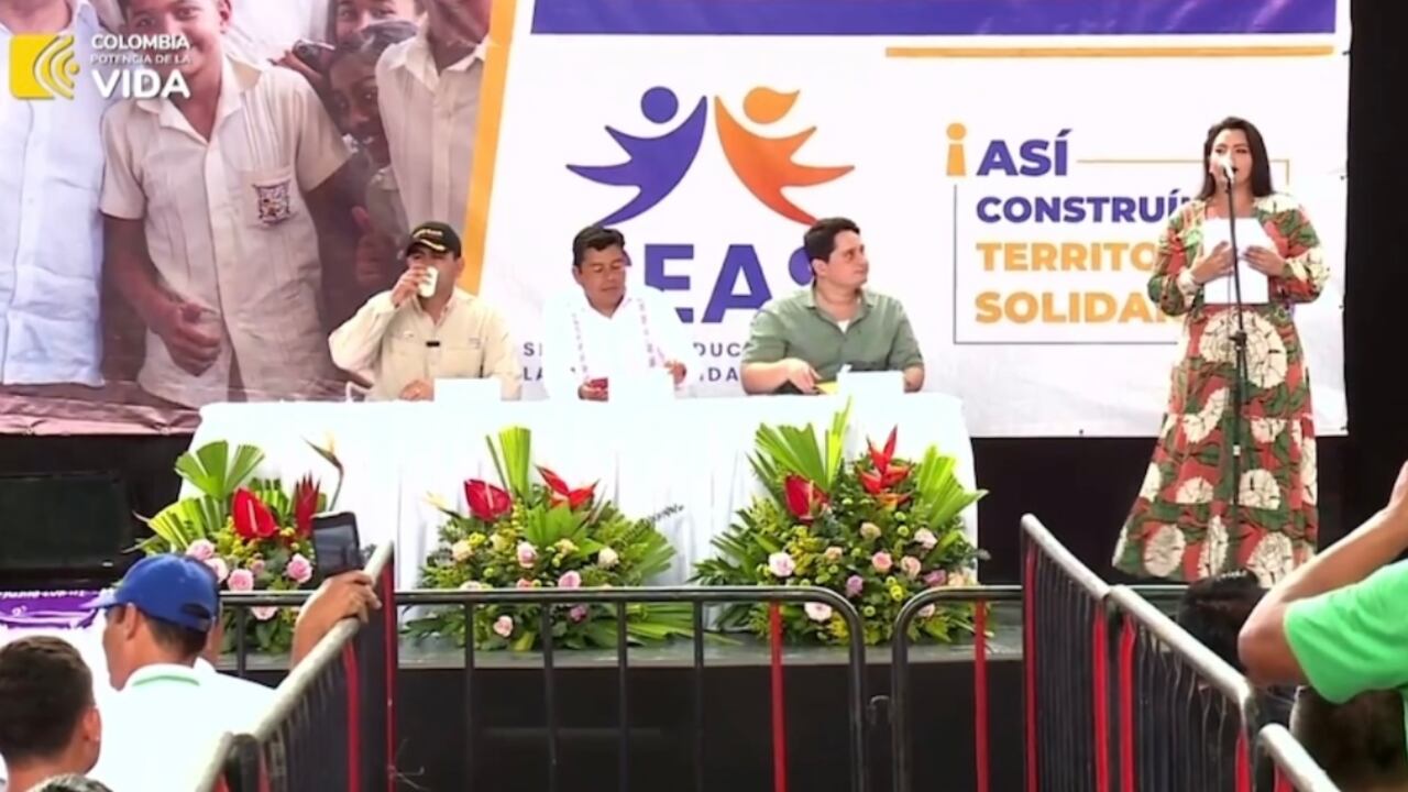 Petro dejó plantados a los asistente a un evento en Santander