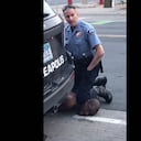 (FILES) This still image taken from a May 25, 2020, video courtesy of Darnella Frazier via Facebook, shows Minneapolis, Minnesota, police officer Derek Chauvin arresting George Floyd. - The Pulitzer Prize Board awarded a "special citation" on June 11, 2021, to Darnella Frazer, whose video of the murder of George Floyd by a police officer, sparked worldwide protests against racial injustice. Frazer was honored at a ceremony announcing the 2021 prestigious journalism awards for her "courageous" reporting of Floyd's May 2020 murder. (Photo by Darnella Frazier / Facebook/Darnella Frazier / AFP) / RESTRICTED TO EDITORIAL USE - MANDATORY CREDIT "AFP PHOTO / Facebook / Darnella Frazier" - NO MARKETING - NO ADVERTISING CAMPAIGNS - DISTRIBUTED AS A SERVICE TO CLIENTS