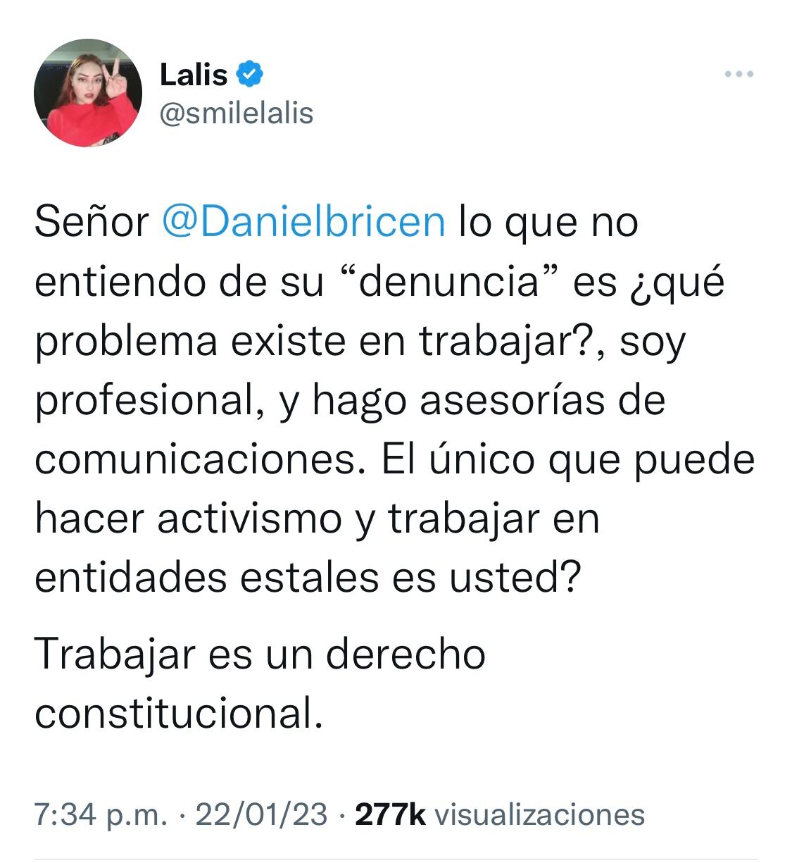 La activista del petrismo se ha defendido en redes sociales por el millonario contrato.