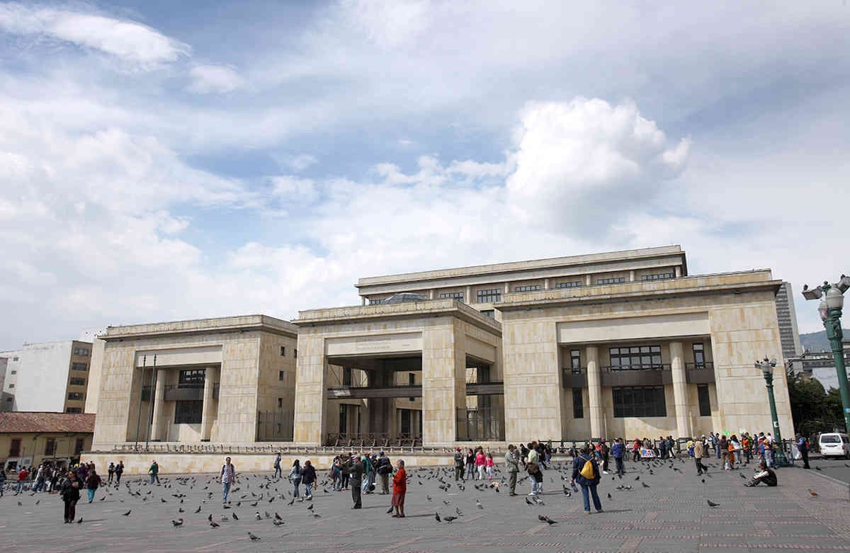Hasta el momento, la red hospitalaria de la capital ha atendido a los casos de coronavirus que se han registrado. Médicos, enfermeras y todo el personal de la salud ha estado trabajando fuertemente en el primer frente para combatir la enfermedad. Juan Pablo Gutiérrez-SEMANA