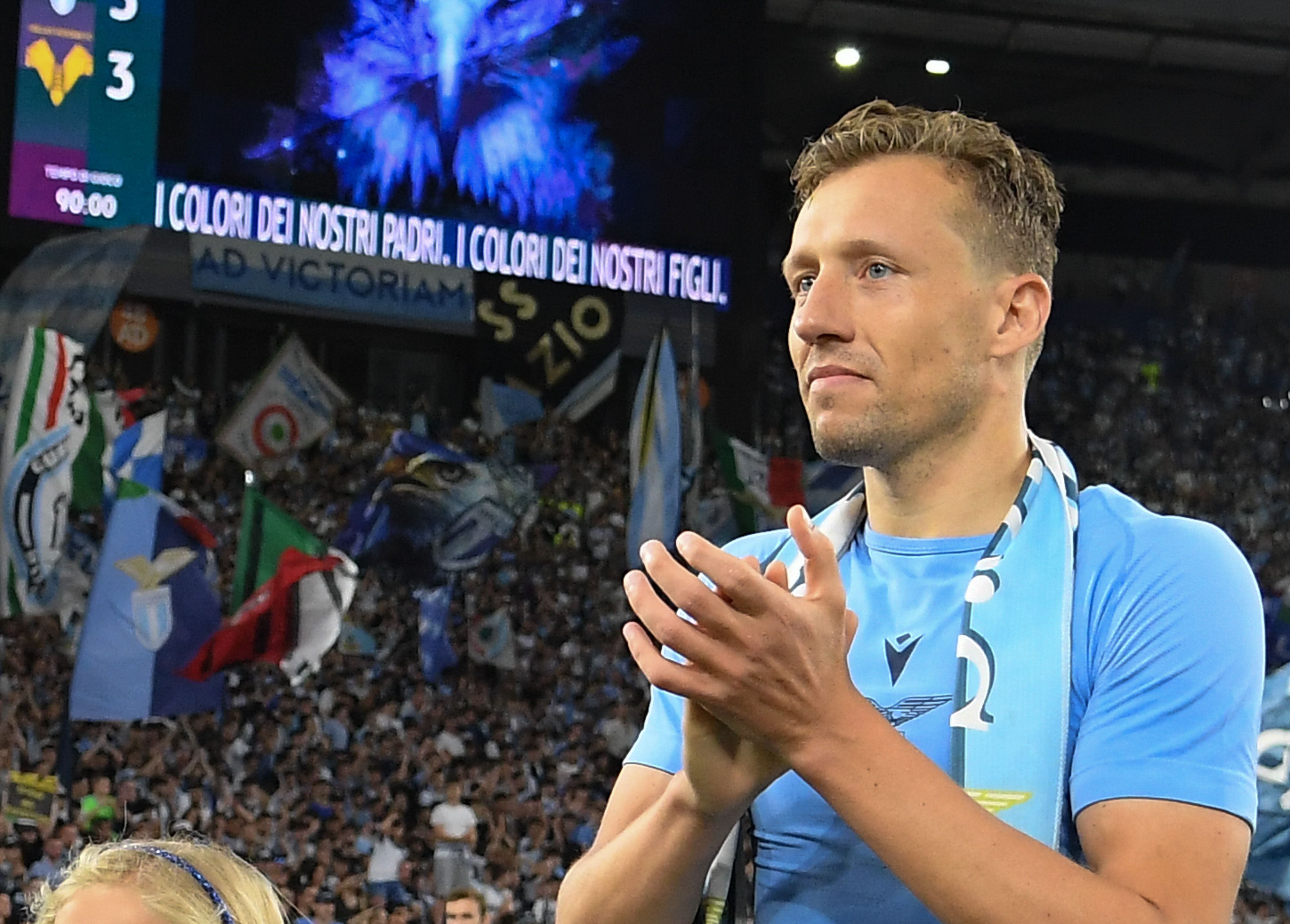 Lucas Leiva tuvo paso por la Lazio donde tuvo su periodo exitoso.