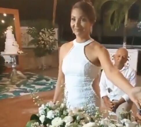 La novia en medio de su explicación no explico con exactitud el porqué de su decisión.