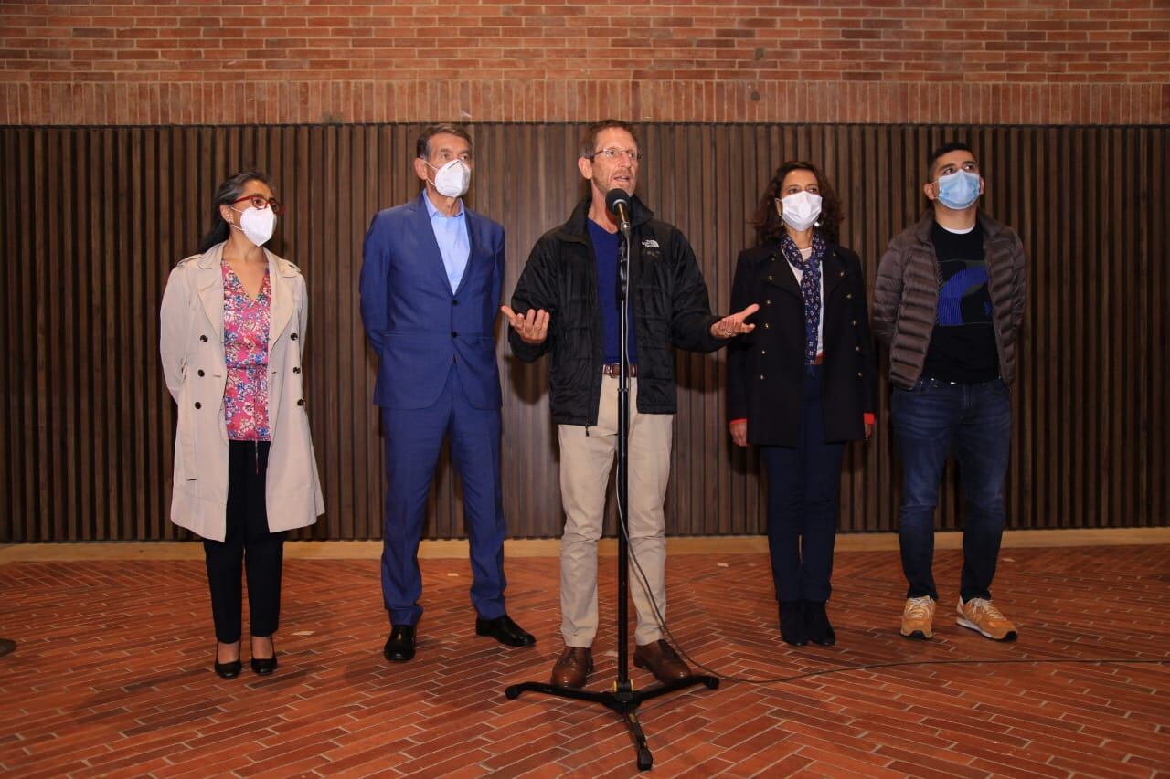 Mesa de diálogo, Gobierno nacional, Ministerio de Trabajo