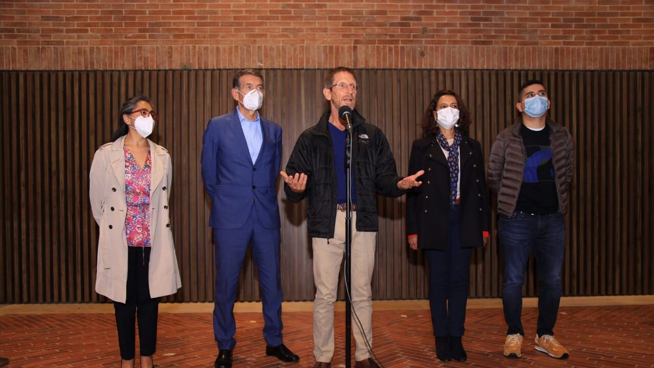 Mesa de diálogo, Gobierno nacional, Ministerio de Trabajo