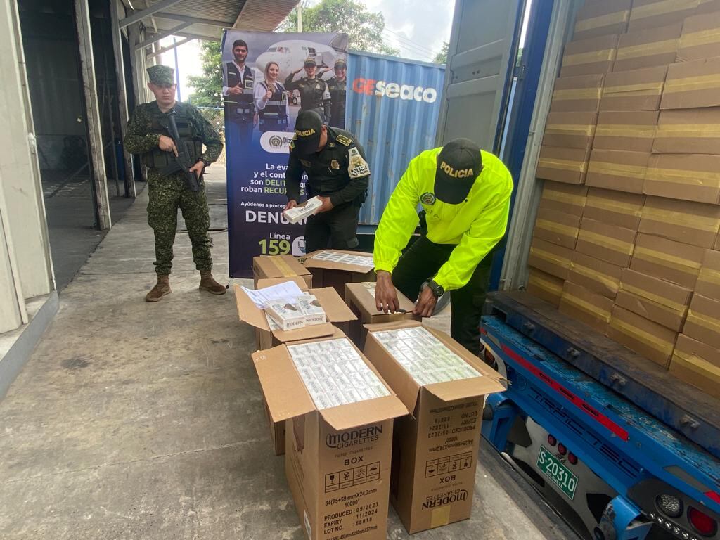 Incautadas más de 450.000 cajetillas de cigarrillos de contrabando; estaban avaluadas en más de $1.000 millones