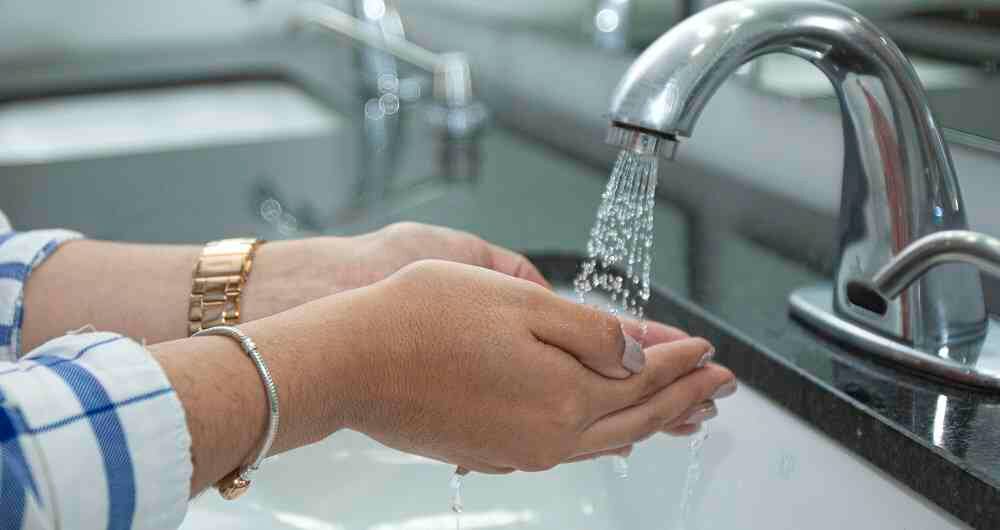 La mayoría de los cortes duran 24 horas. 
