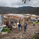 ENTREGA DE MERCADOS EN EL BARRIO SAN LUIS ( VIA LA CALERA) POR PARTE DE LA ALCALDIA DE CHAPINERO A CAUSA DE LA PANDEMIA DE LA COVID 19
CORONAVIRUS
23 DE ABRIL 2020
BARRIOS VULNERABLES
POBREZA
PANDEMIA
FOTO: ESTEBAN VEGA LA-ROTTA
REVISTA SEMANA
