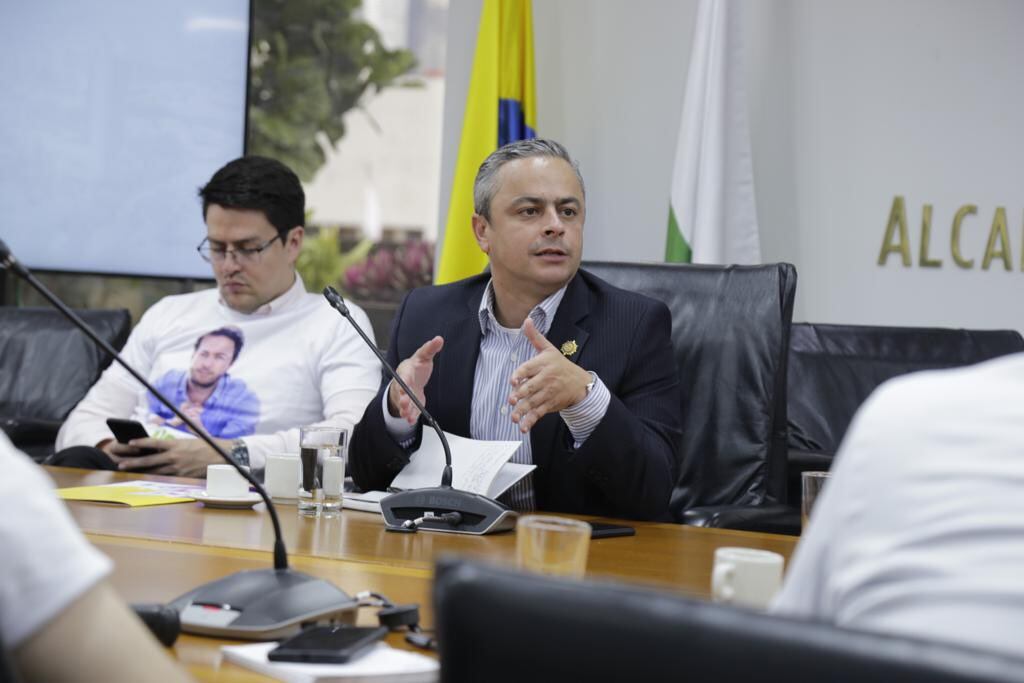 Juan Camilo Restrepo en el primer consejo de gobierno en la Alcaldía de Medellín.