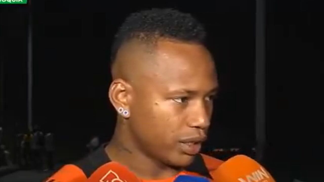 Jáminton Campaz fue tenido en cuenta nuevamente por Néstor Lorenzo