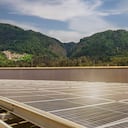 La Dirección General del Banco de Bogotá utiliza paneles solares para obtener energía.