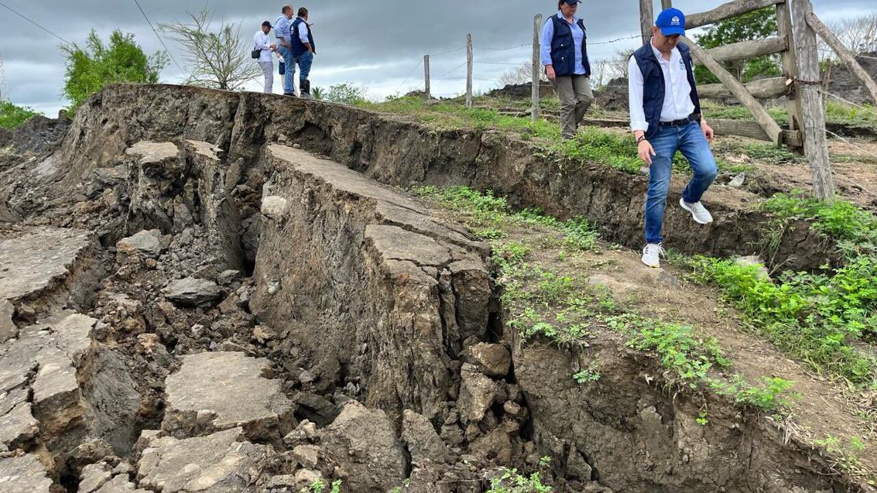 Defensoría pide a autoridades atender emergencia tras sismo en Puerto Escondido