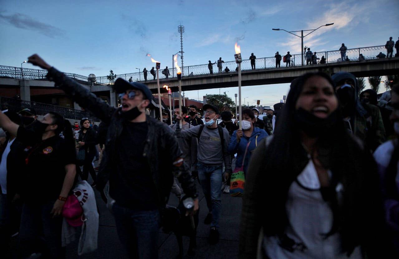 Personas salieron a marchar por problemáticas que están viviendo en cuarentena