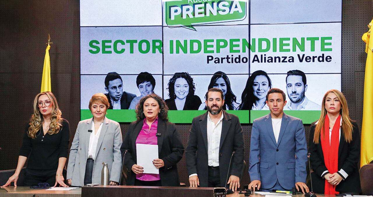 Katherine Miranda, Carolina Giraldo, Angélica Lozano, Alejandro García, Cristian Avendaño y Catherine Juvinao solicitaron la escisión. Claudia López quiere quedarse con el nuevo partido.
