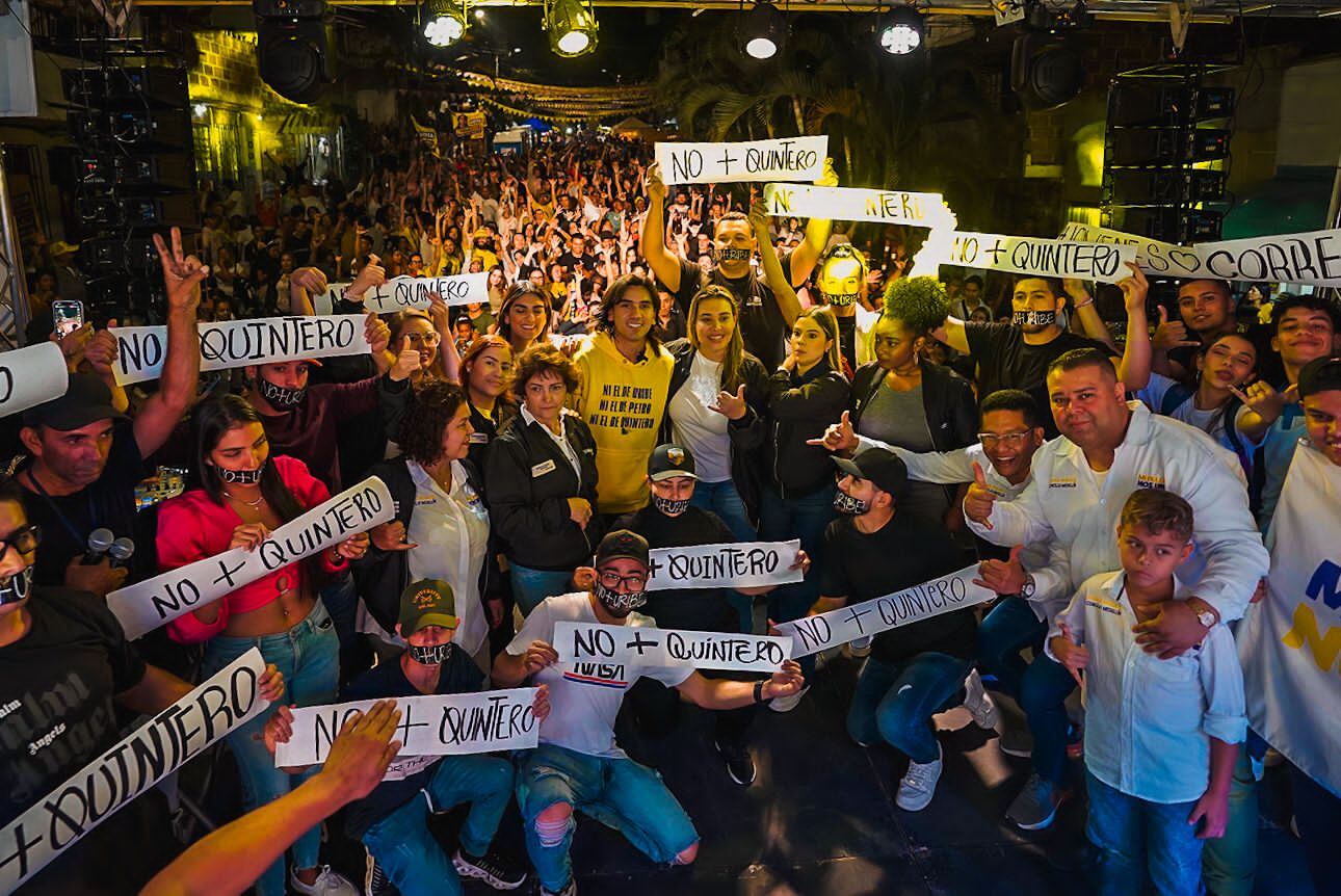 Albert Corredor es candidato a la Alcaldía de Medellín.